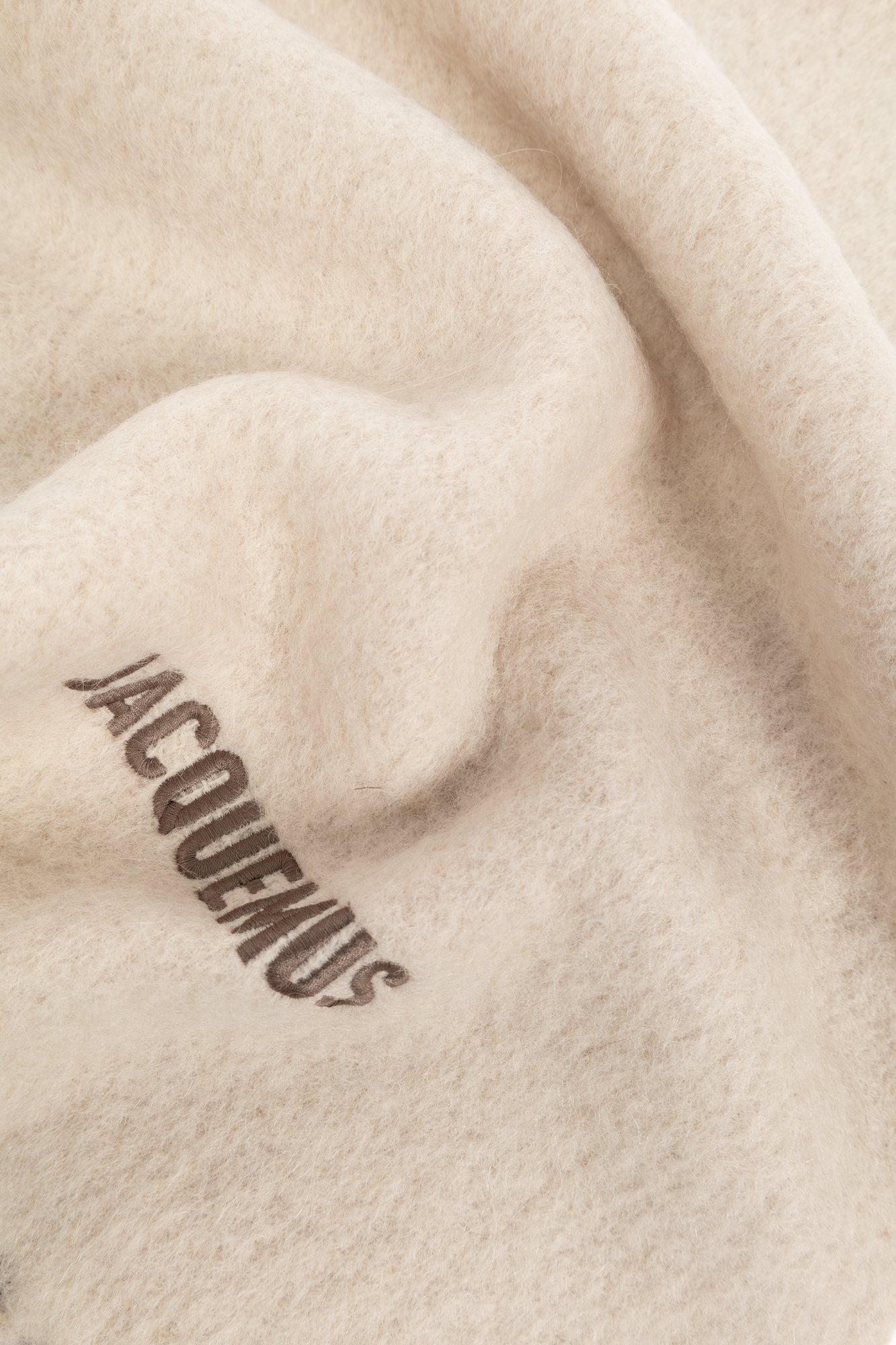 小物 Jacquemus 2024 Logo Lable Neck Scarf The Jacquemus scarf by JACQUEMUS | Official website